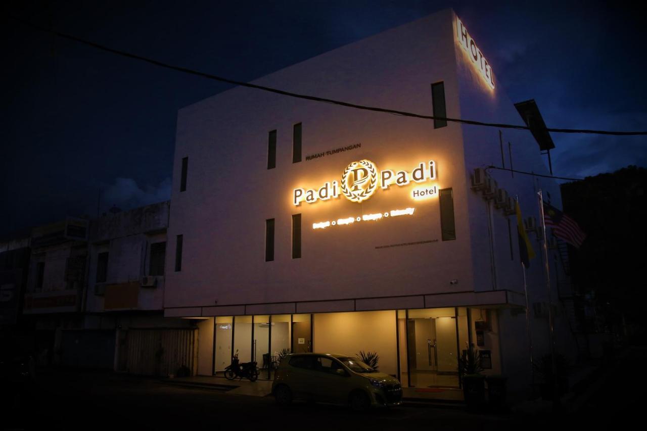 Padi Padi Hotel Kangar Exterior photo