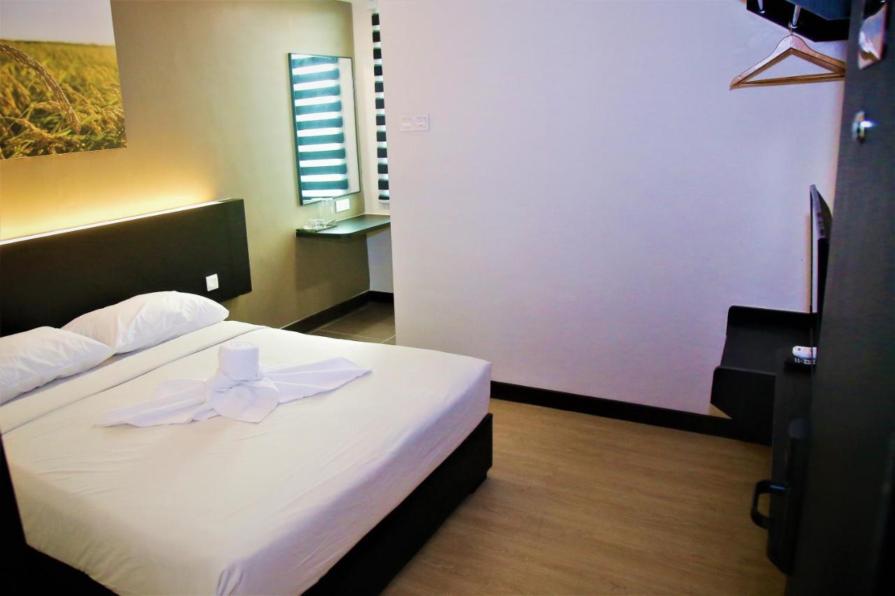 Padi Padi Hotel Kangar Exterior photo